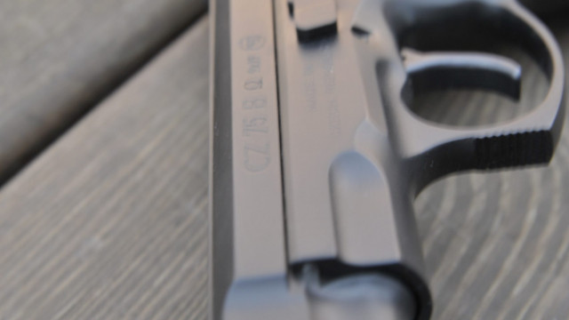 Pistolet CZ 75 B Omega
