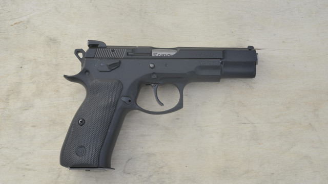 Pistolet CZ 75 B Omega Pistolet CZ 75 B Omega kal. 9x19 mm Para